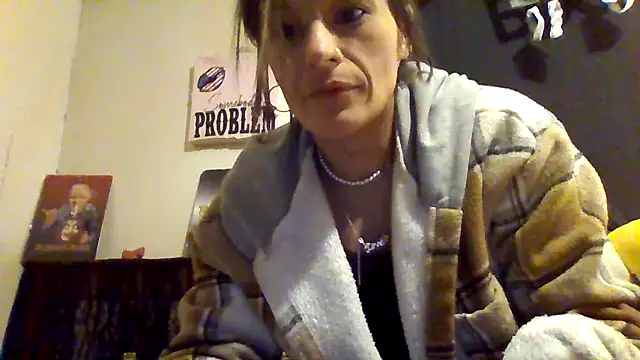 Snapshot of Rileyy7tk chatting on 12-22-25, 09:31 Rileyy7tk online show from 12-22-25, 09:31