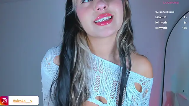 valeska  V online show from 11-02-25, 04:06