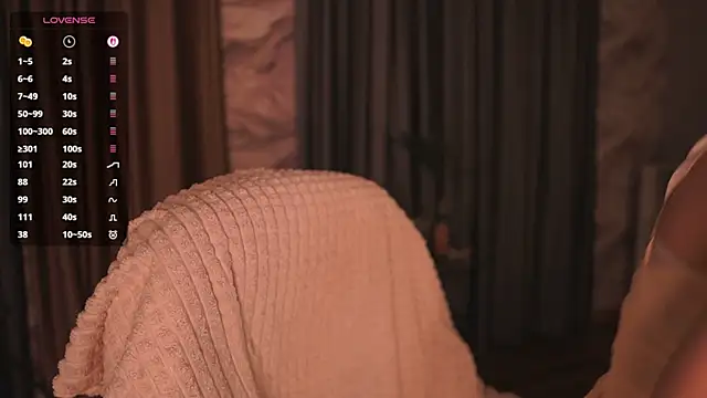 ElizabethMilller  online show from 04-07-26, 10:33