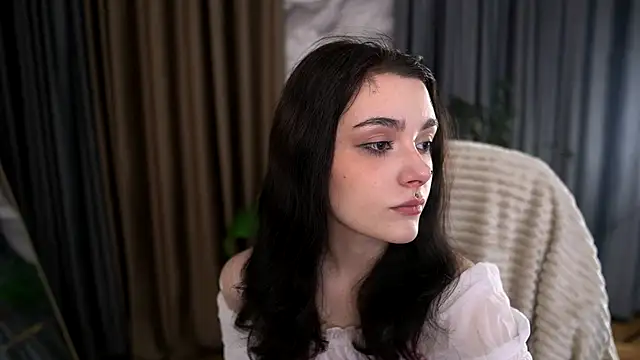 Snapshot of ElizabethMilller_ chatting on 04-30-26, 10:03 ElizabethMilller online show from 04-30-26, 10:03