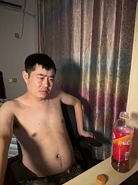 Snapshot of huangzijin788 chatting on 10-04-25, 07:15 huangzijin788 online show from 10-04-25, 07:15