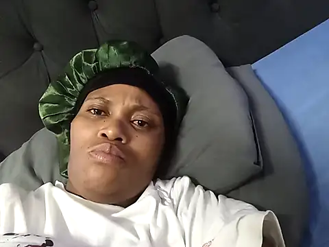 Sex bomb30 online show from 04-10-26, 04:19