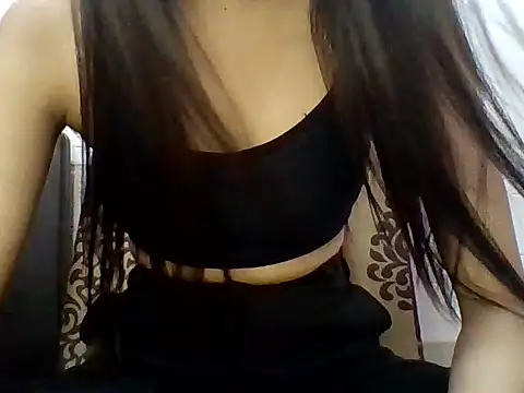 Snapshot of Hotty_kaira chatting on 05-13-26, 04:14 Hotty kaira online show from 05-13-26, 04:14