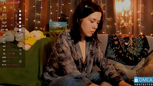 Kelly foox online show from 03-24-26, 12:16