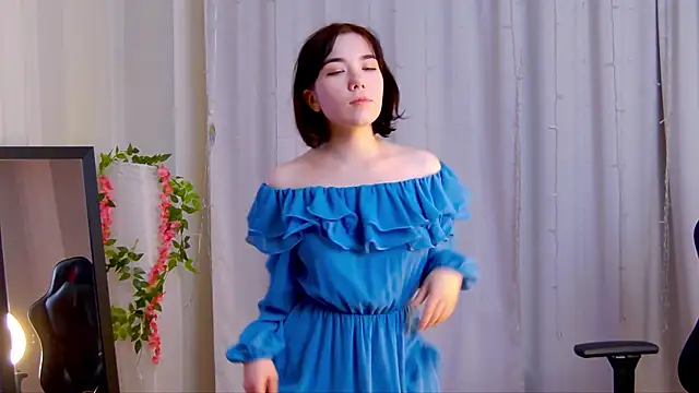 Kelly foox online show from 10-24-25, 09:08