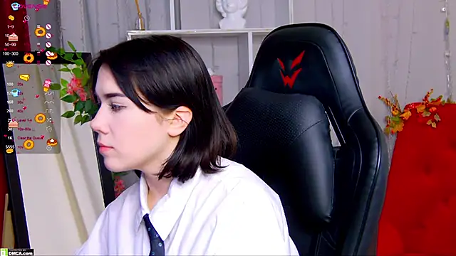 Kelly foox online show from 12-01-25, 10:49