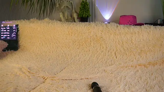 BrittGupton online show from 04-06-26, 04:46