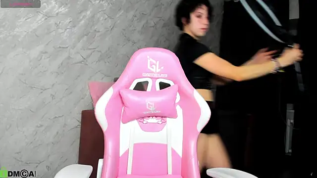 Sara Frayer online show from 10-23-25, 12:53