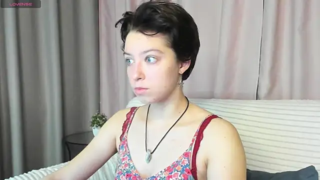 Sara Frayer online show from 12-03-25, 01:50