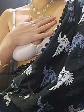 Snapshot of mohini_sen chatting on 12-05-25, 06:39 mohini sen online show from 12-05-25, 06:39