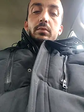 Snapshot of Sikici0734 chatting on 02-08-26, 02:04 Sikici0734 online show from 02-08-26, 02:04