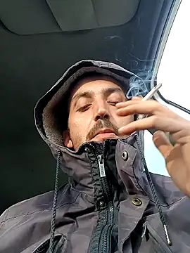 Snapshot of Sikici0734 chatting on 02-11-26, 02:17 Sikici0734 online show from 02-11-26, 02:17