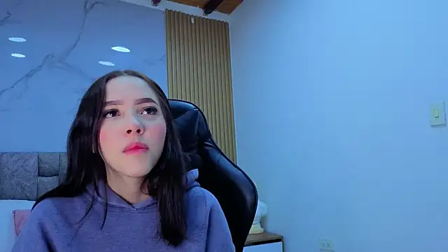 angel  kiss online show from 11-13-25, 11:25