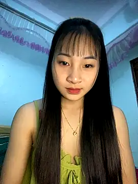banlinh004 online show from 10-29-25, 03:44