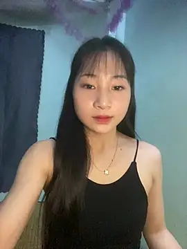 Snapshot of banlinh004 chatting on 07-03-26, 03:51 banlinh004 online show from 07-03-26, 03:51