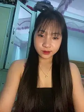 banlinh004 online show from 02-25-26, 04:18
