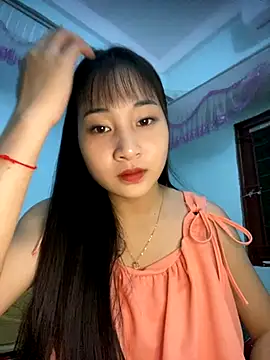 banlinh004 online show from 11-08-25, 02:53
