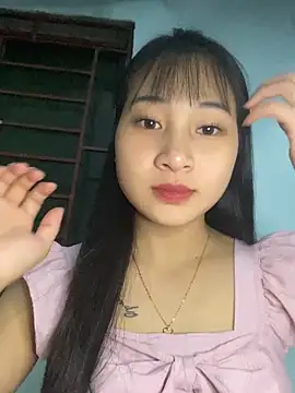 banlinh004 online show from 10-17-25, 01:13