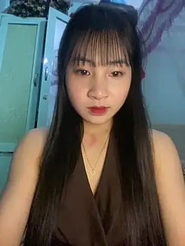 banlinh004 online show from 02-18-26, 04:03