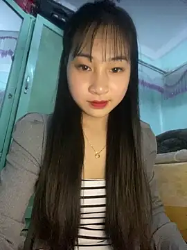 banlinh004 online show from 12-22-25, 04:07