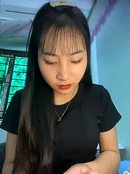 banlinh004 online show from 11-17-25, 05:33