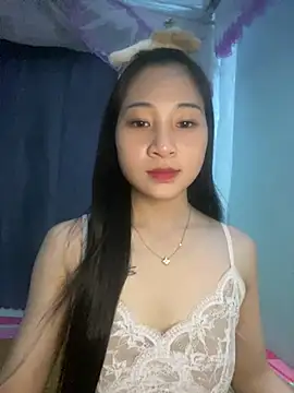 Snapshot of banlinh004 chatting on 07-24-26, 02:46 banlinh004 online show from 07-24-26, 02:46