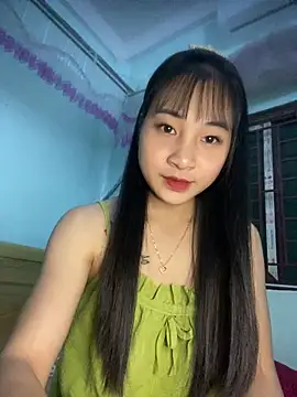 banlinh004 online show from 10-24-25, 02:38