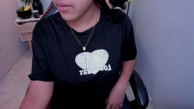 AriaVega online show from 06-26-26, 02:23