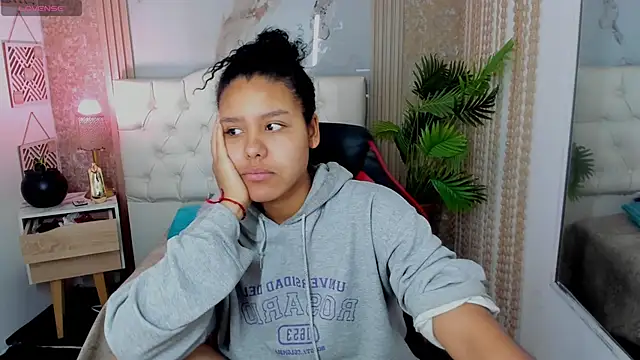 AriaVega online show from 04-02-26, 12:34