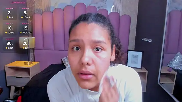 AriaVega online show from 12-05-25, 12:37