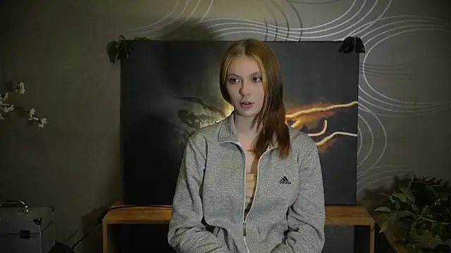 Snapshot of EstaGoetsch chatting on 10-03-25, 01:01 EstaGoetsch online show from 10-03-25, 01:01