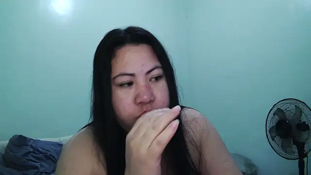 TeaseNPlease 13 online show from 12-20-25, 12:52