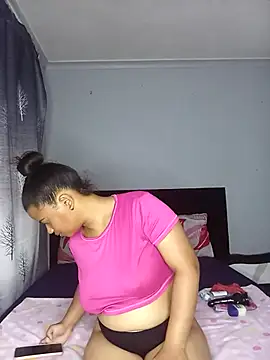 Snapshot of Sultrytits6 chatting on 11-13-25, 07:07 Sultrytits6 online show from 11-13-25, 07:07