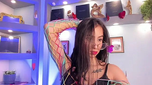 Alana Martinez  online show from 02-28-26, 07:57