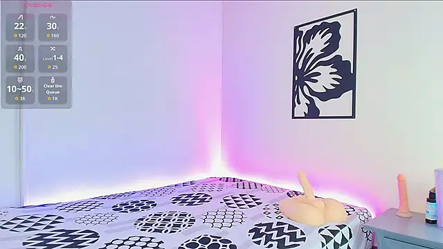 Carolina Blaire online show from 12-17-25, 12:54