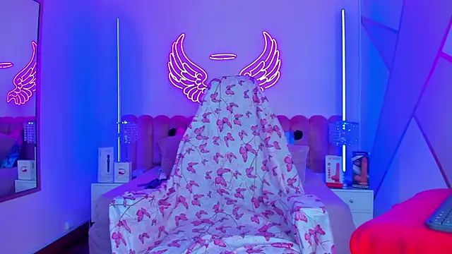 madisson 121 online show from 02-25-26, 01:33