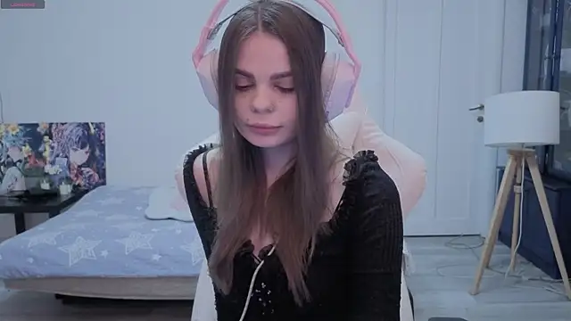 xAlisontiny online show from 02-19-26, 08:50