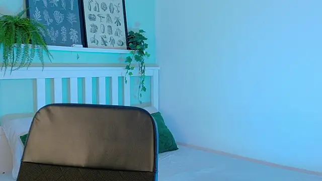 LiamThunder05  online show from 10-16-25, 07:33