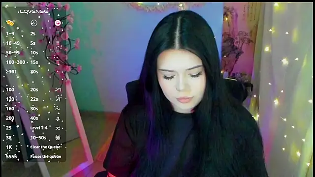 Snapshot of Mona_Esty chatting on 06-20-26, 06:40 Mona Esty online show from 06-20-26, 06:40