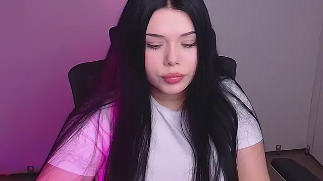 Mona Esty online show from 11-04-25, 06:44