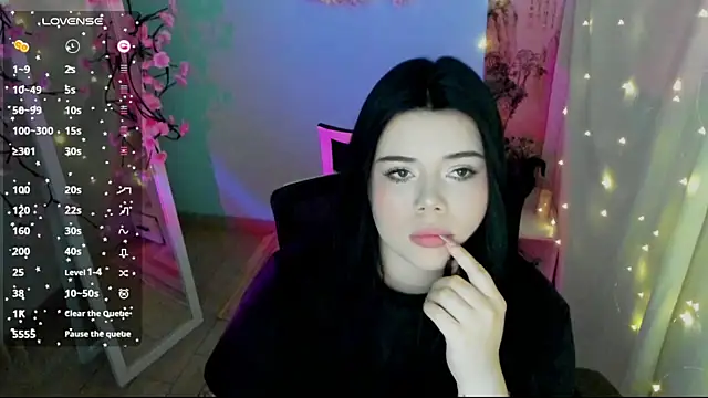 Snapshot of Mona_Esty chatting on 07-09-26, 06:14 Mona Esty online show from 07-09-26, 06:14