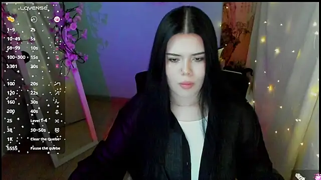 Snapshot of Mona_Esty chatting on 05-05-26, 12:30 Mona Esty online show from 05-05-26, 12:30