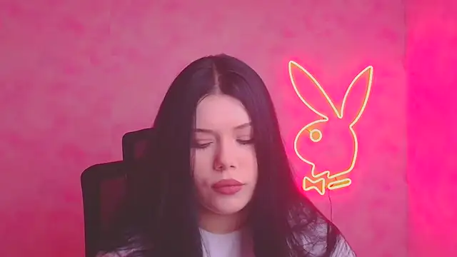 Mona Esty online show from 11-11-25, 12:33