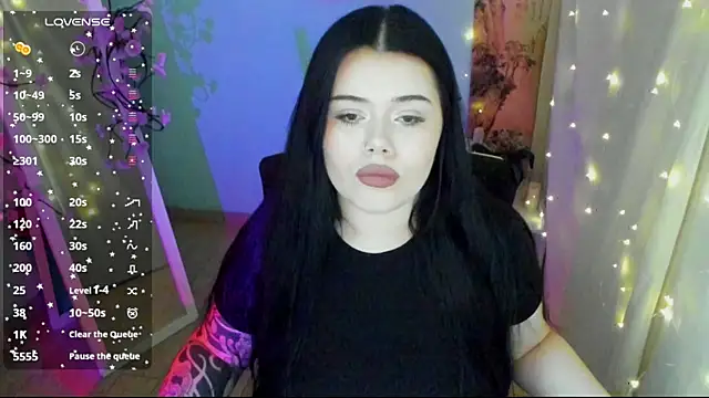 Snapshot of Mona_Esty chatting on 06-27-26, 06:19 Mona Esty online show from 06-27-26, 06:19