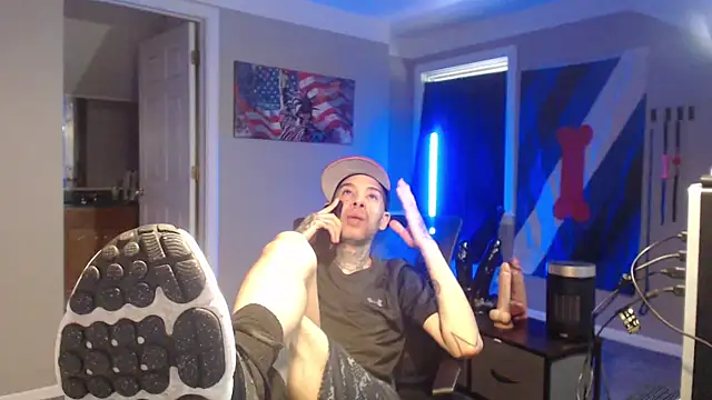 Michigan9000 online show from 04-16-26, 05:14