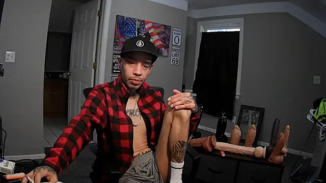 Michigan9000 online show from 10-22-25, 05:23