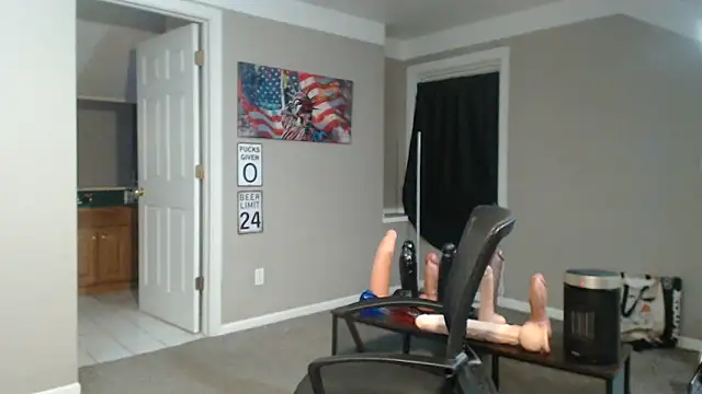 Snapshot of Michigan9000 chatting on 02-01-26, 10:35 Michigan9000 online show from 02-01-26, 10:35