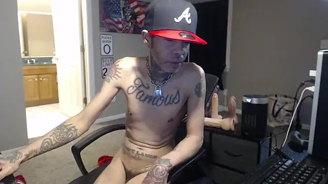 Snapshot of Michigan9000 chatting on 02-04-26, 03:34 Michigan9000 online show from 02-04-26, 03:34