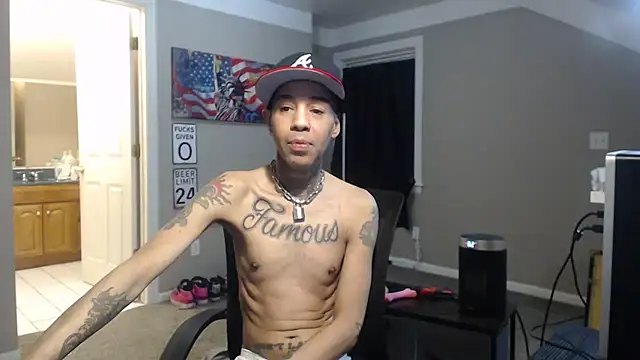 Snapshot of Michigan9000 chatting on 02-16-26, 11:53 Michigan9000 online show from 02-16-26, 11:53