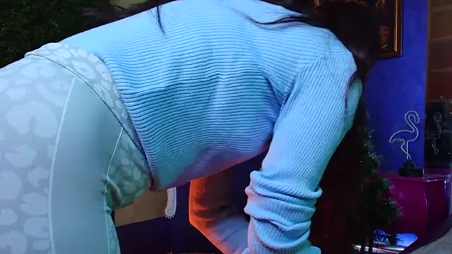 nicolepalmer online show from 01-12-26, 01:51